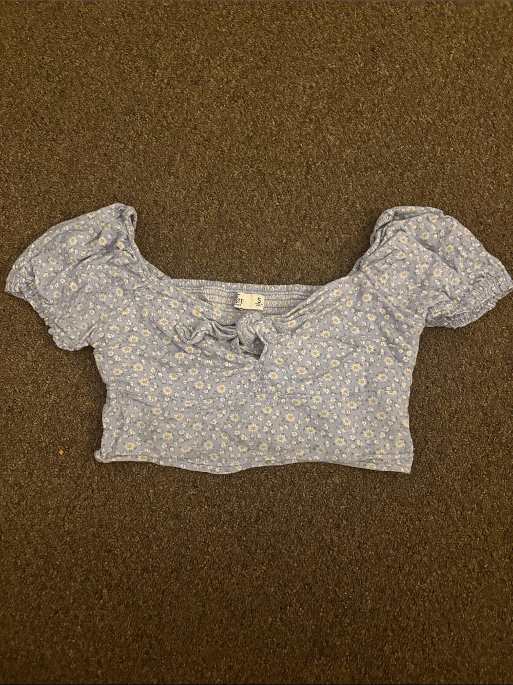 Hollister Light Blue Floral Puff-Sleeve Crop Top